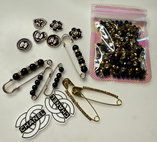15 Piece Junk Sock Decoration