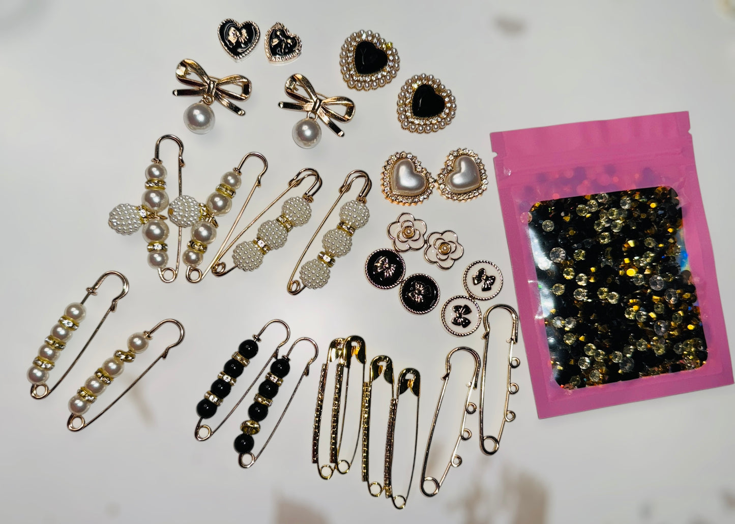 31 Piece Junk Sock Decoration