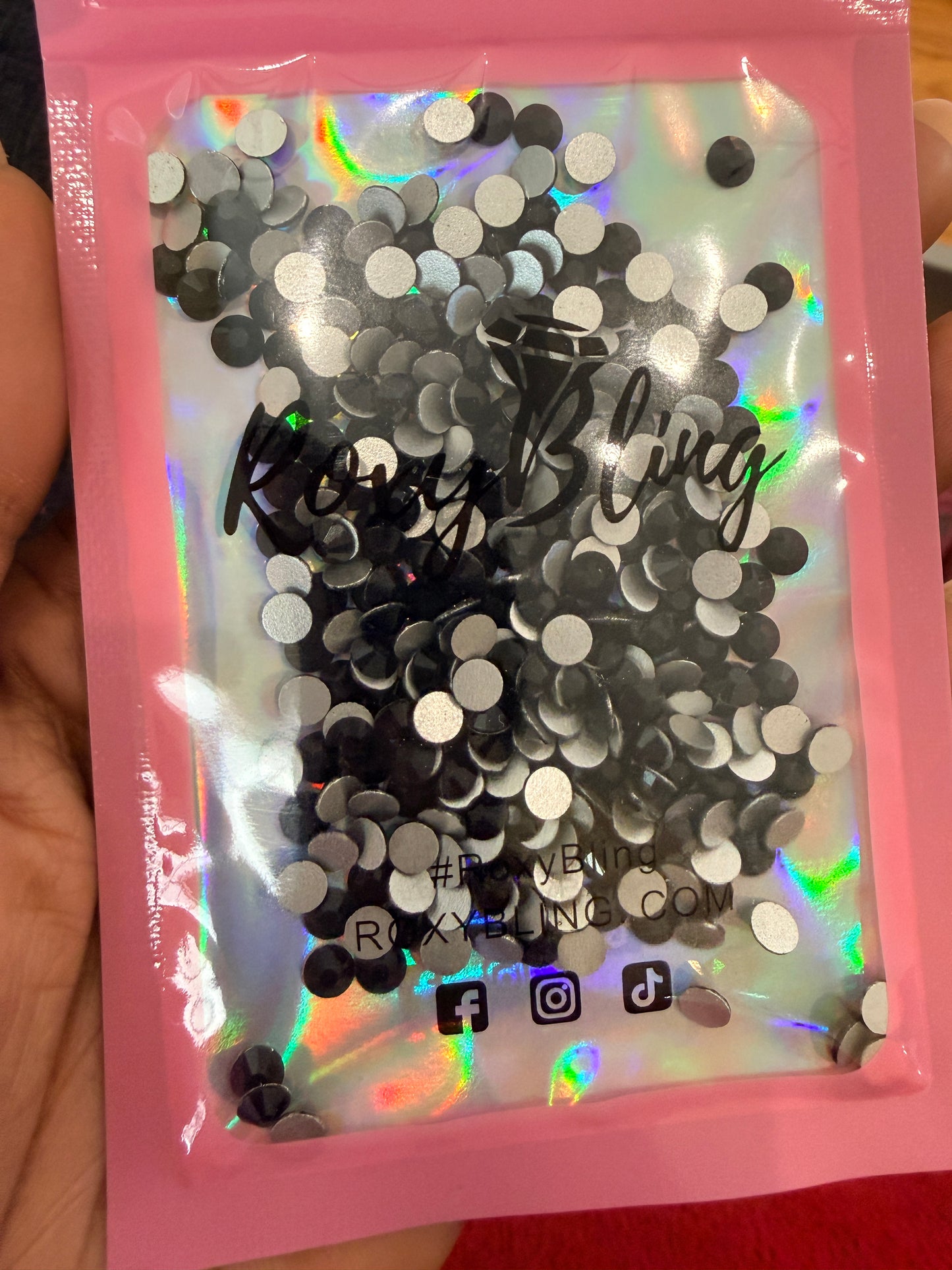 Jet Black Glass Rhinestones (15 Gram) SS20/ 5mm