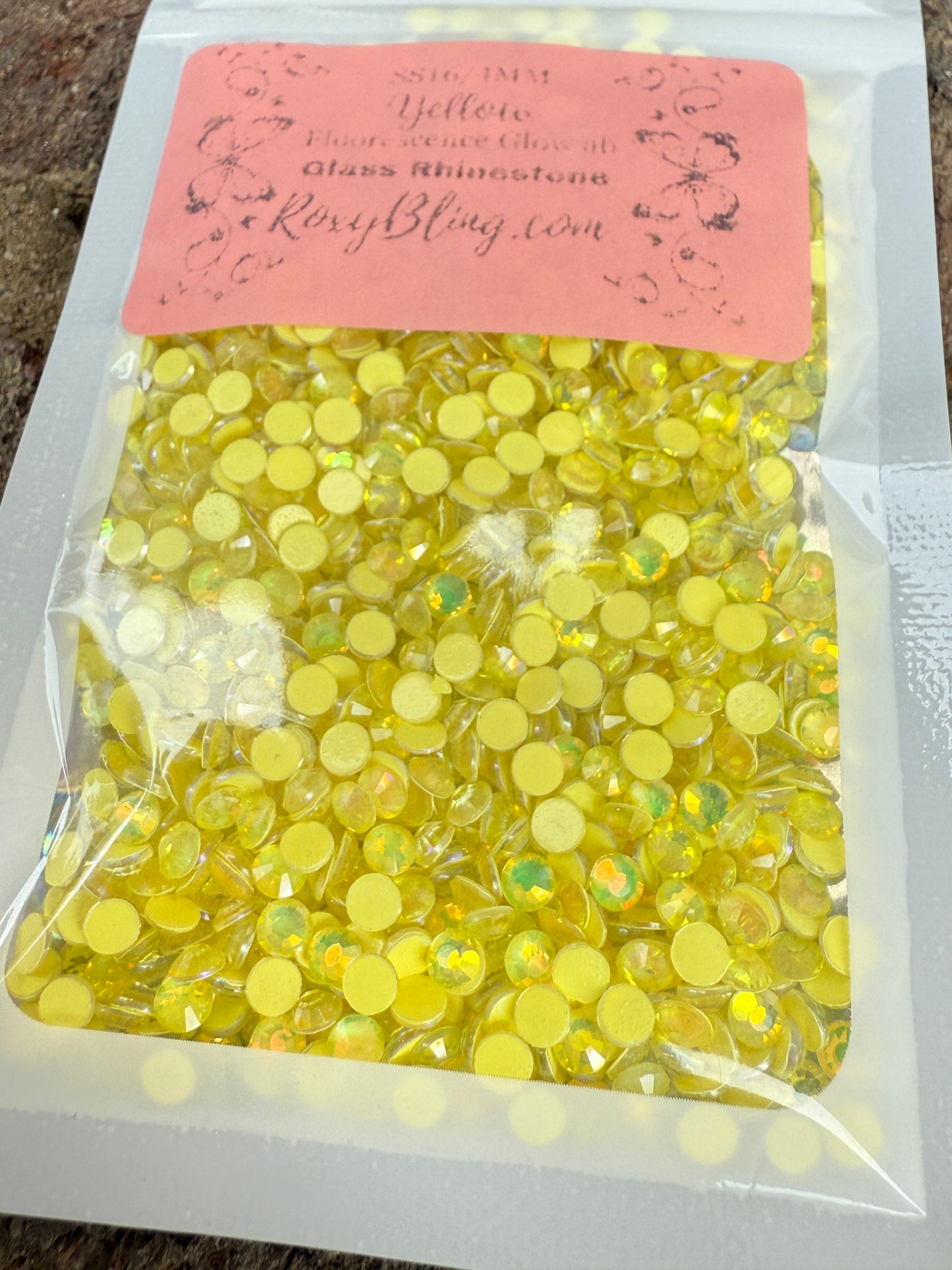 Fluorescence Ab Glow in Dark Glass Rhinestones (1,440 Pieces) ss16 (last one)