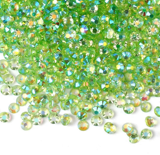 Lit Green Transparent Rhinestones (30 Gram Mix Size)