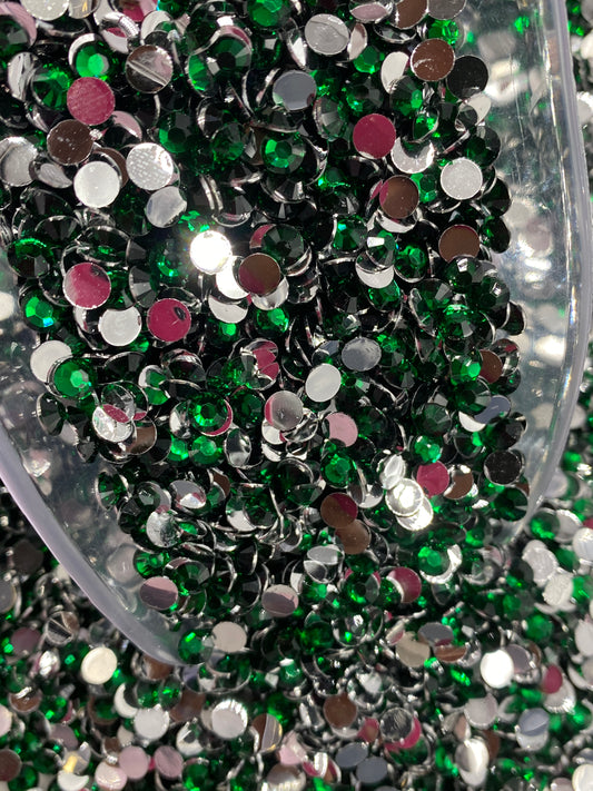 Emerald Green Resins Rhinestones