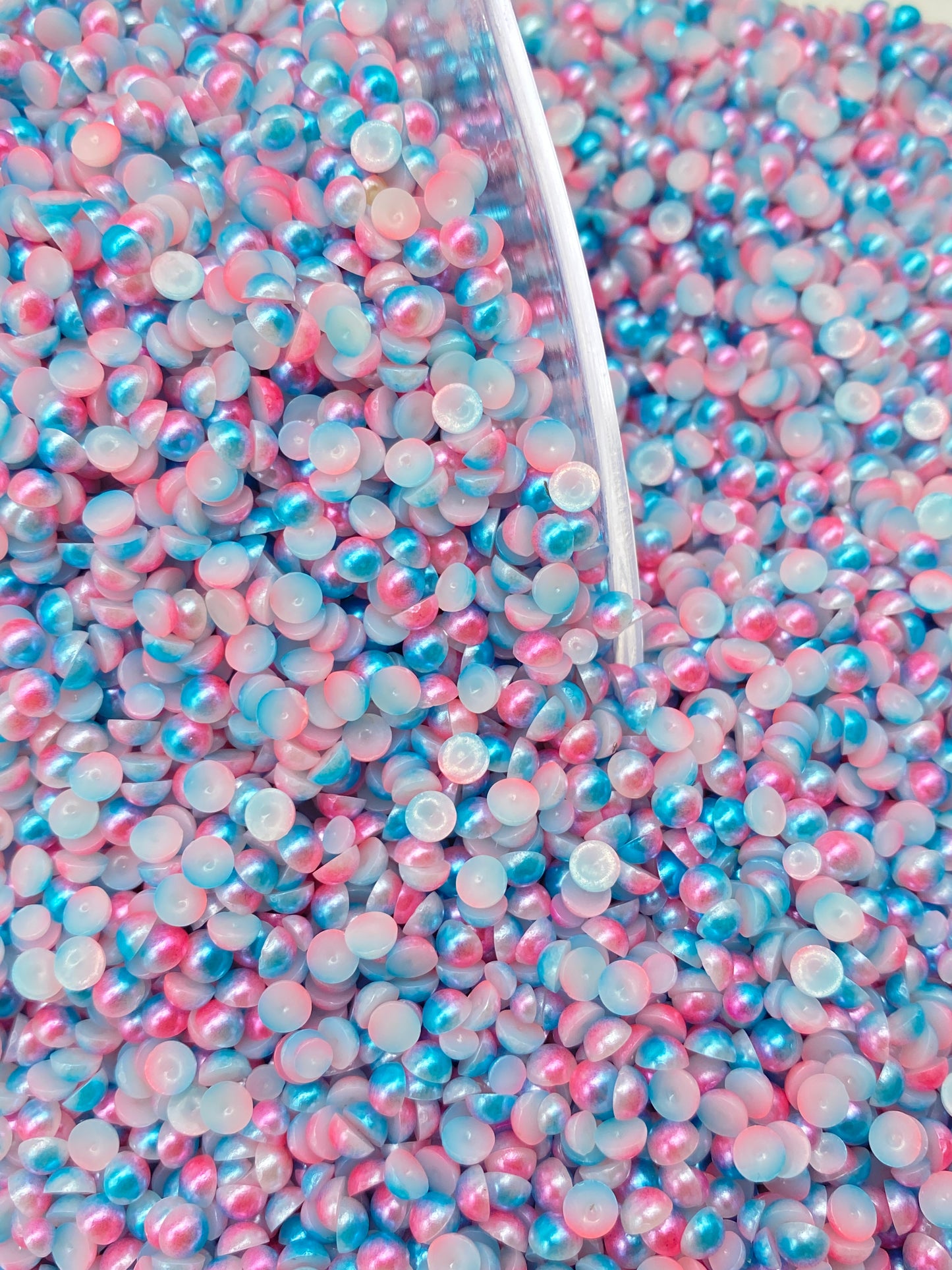 Blue & Pink Rainbow Pearl (Mix Size)