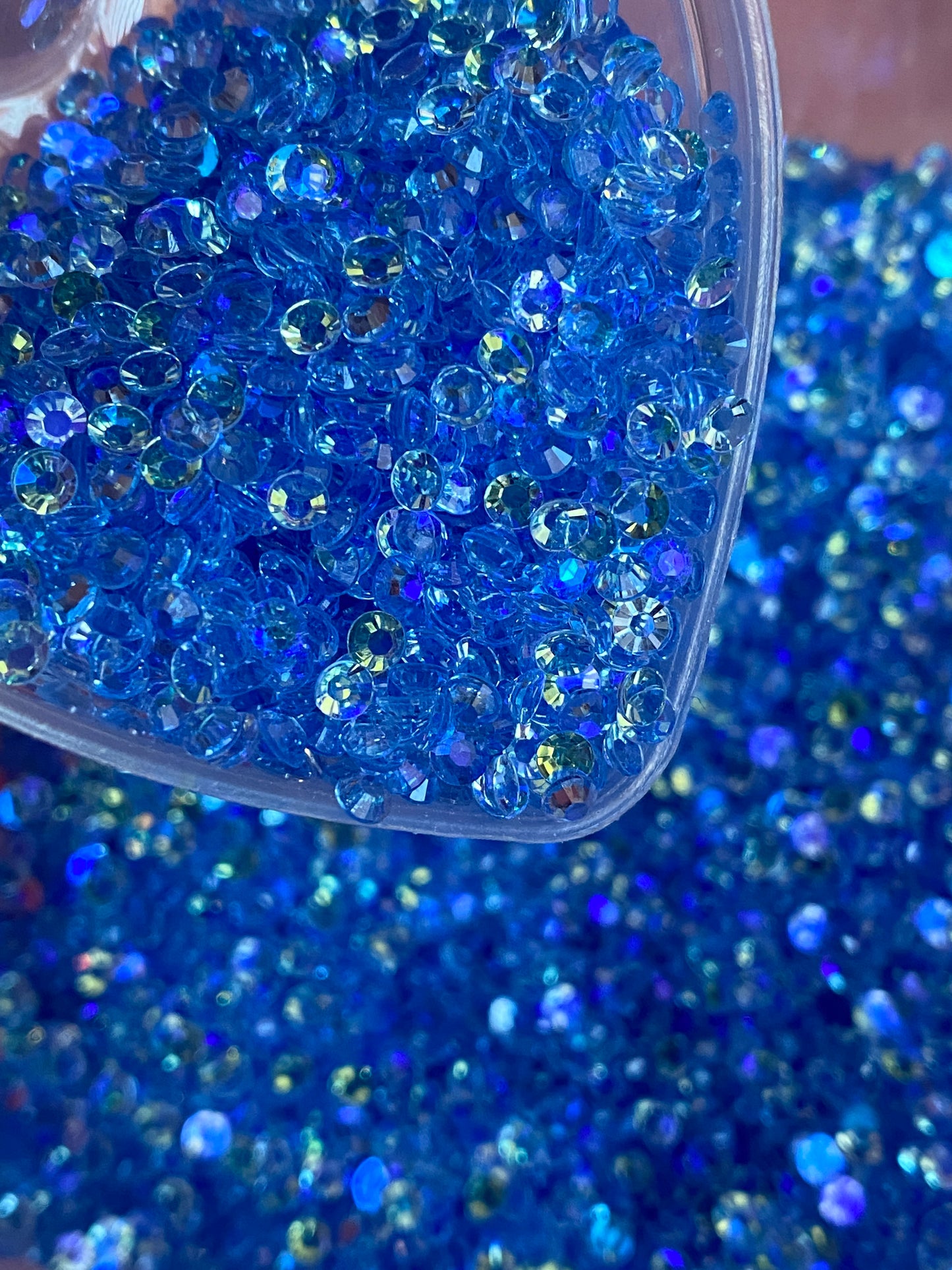 Aurora Blue (3mm/ss12) 1000 pieces