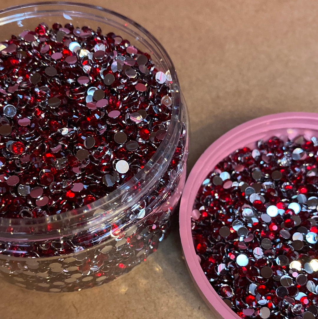 Dark Red 3mm Resins Rhinestones