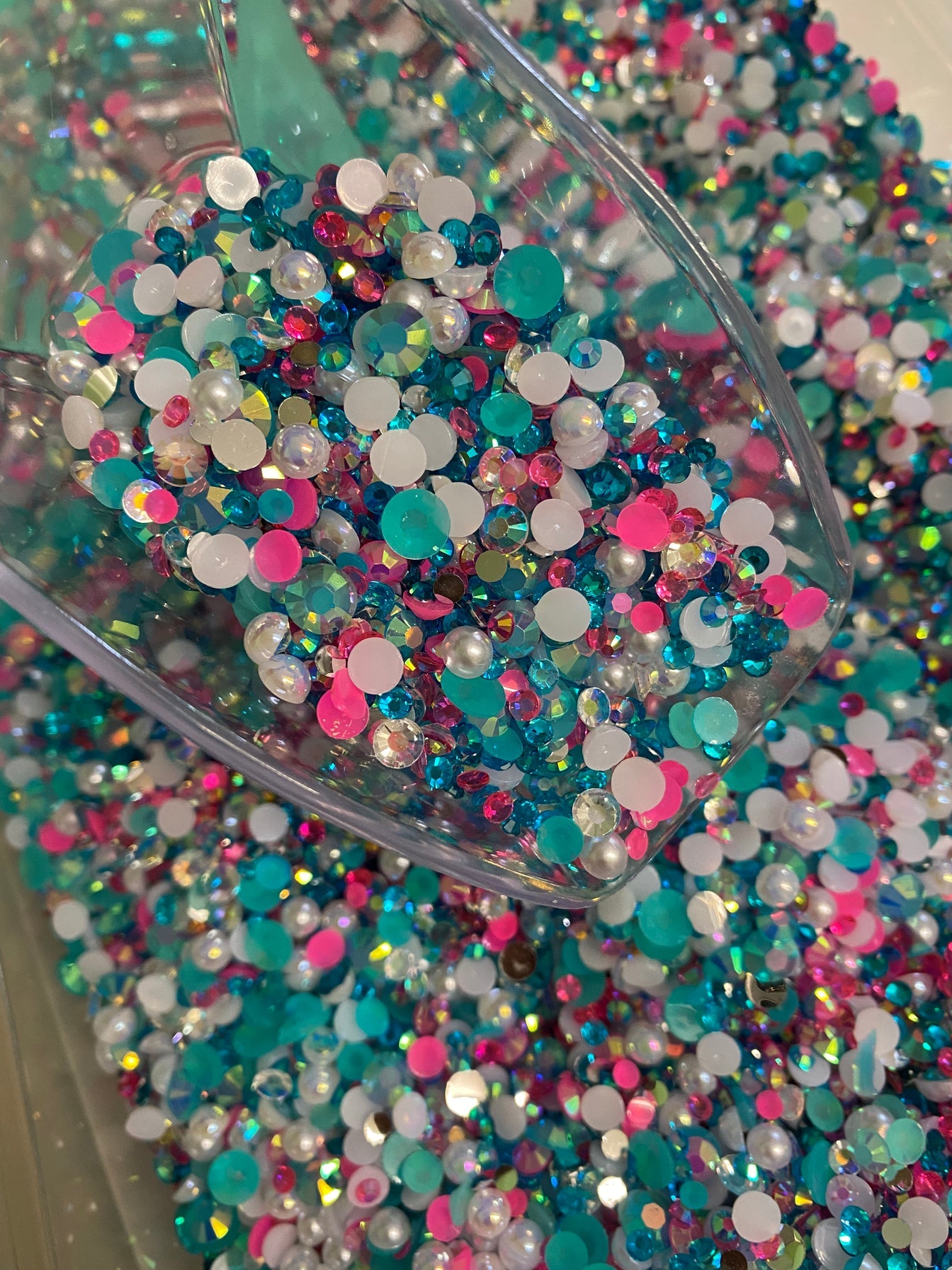 Encanto rhinestone mix