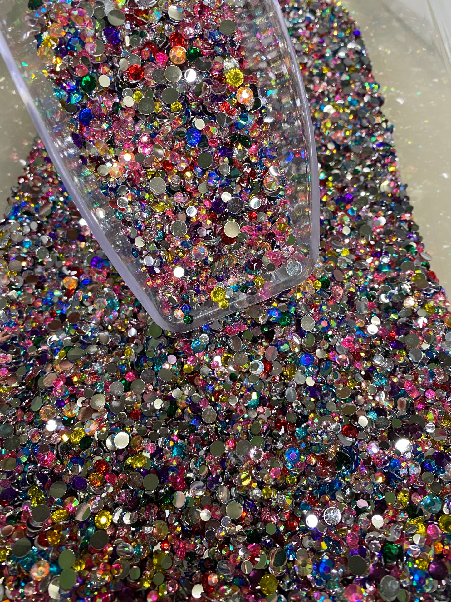 Mix resins Rhinestones 25 Gram