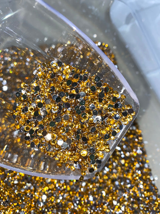Topaz Gold Resin Rhinestones