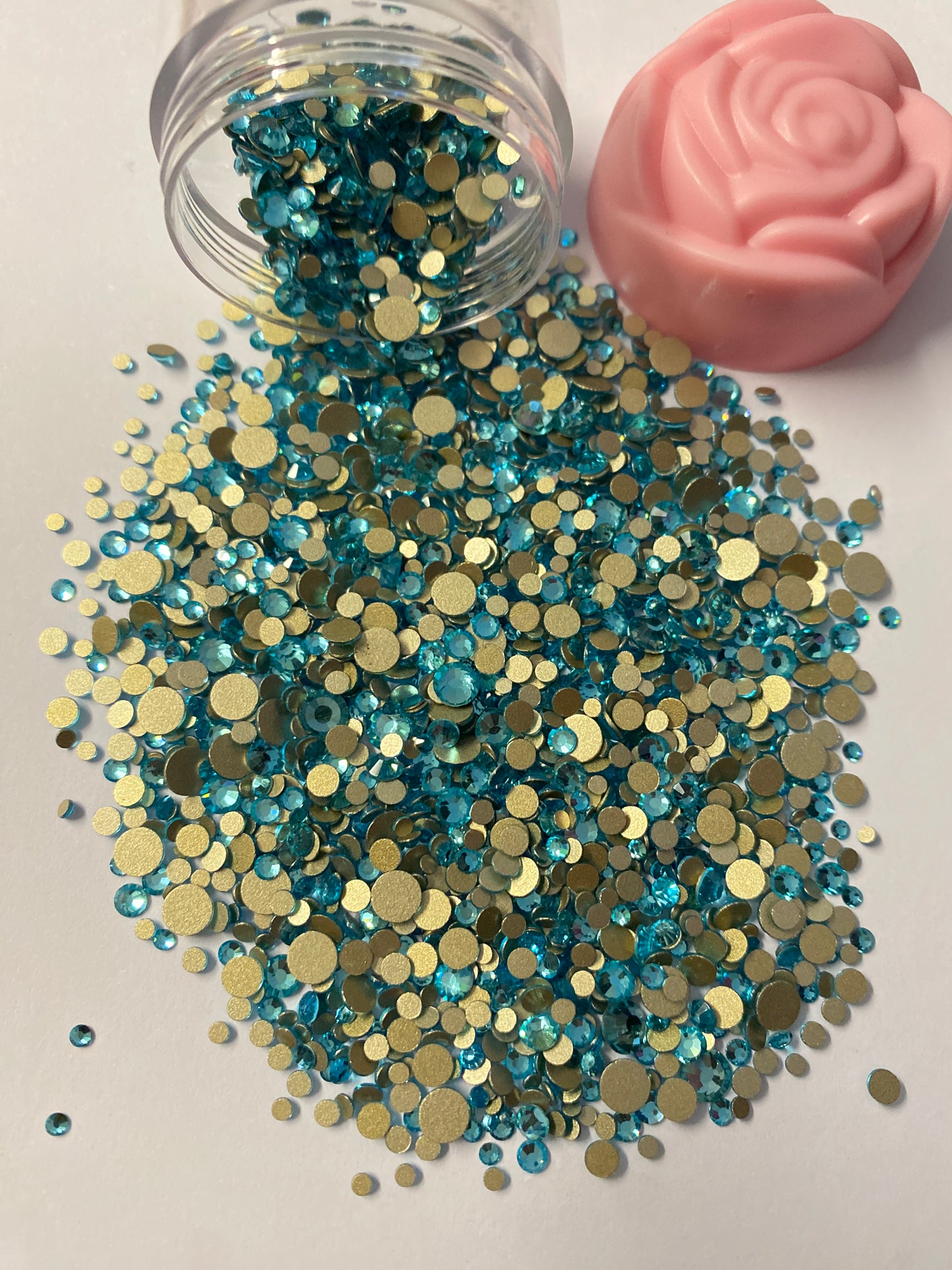 Aqua Blue Gold Bottom Glass Rhinestone (2,800 Pieces)🌺Sept🌺 New Arrival