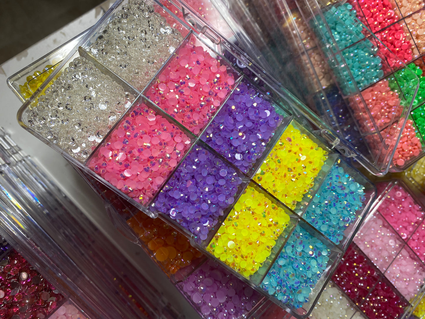 4mm Jelly Rhinestone and transparent kit (Bling Box 7)