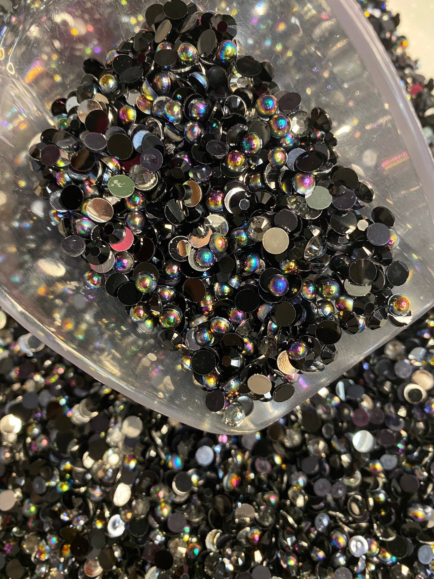 Black Queen Pearl & Rhinestone Mix 🌺August New Arrival🌺 30gram