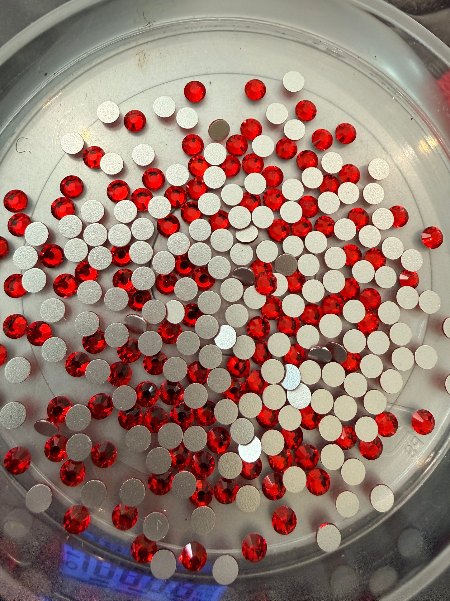 Red Glass Rhinestones SS20/5mm (15 Gram)