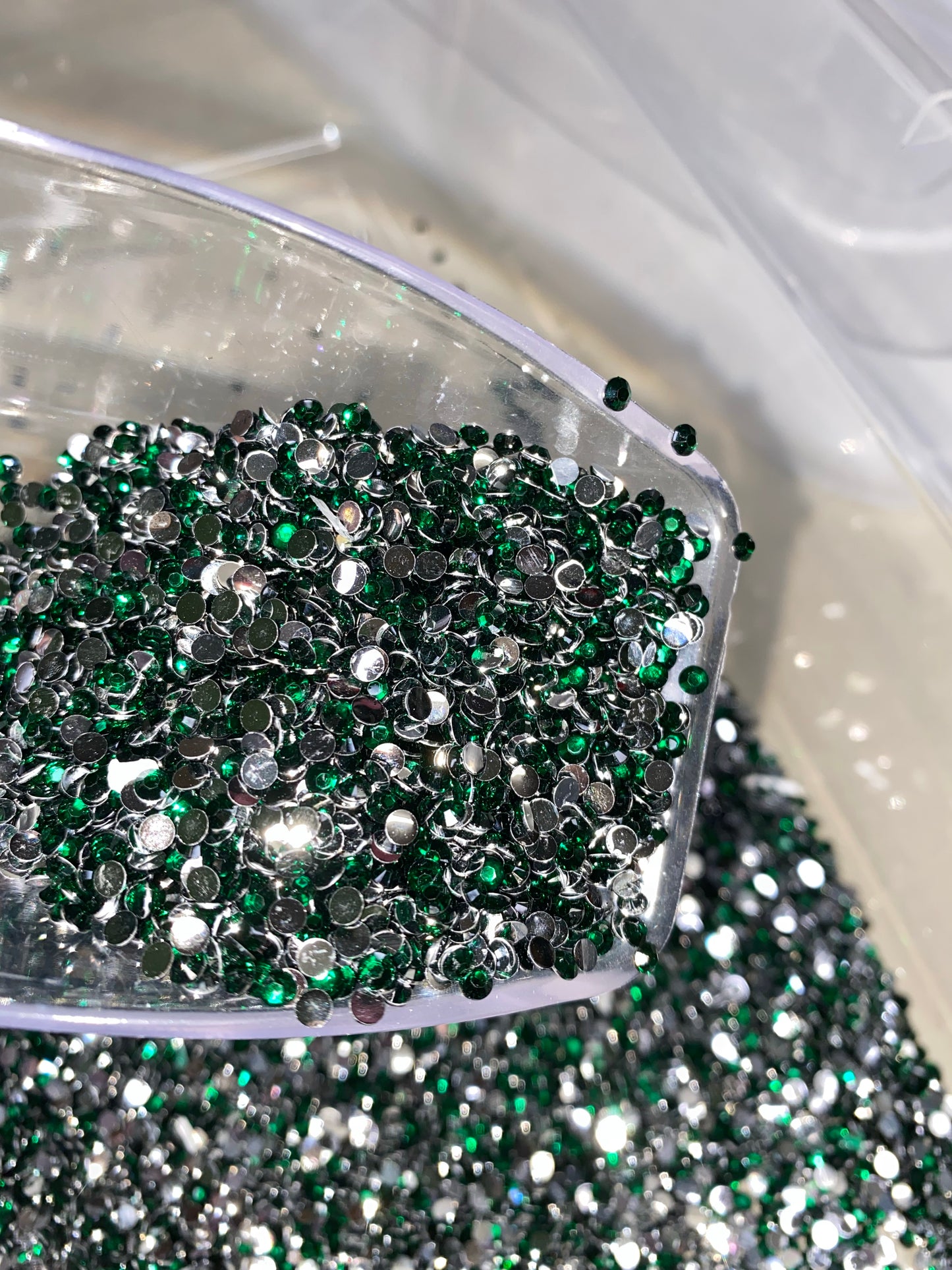 Emerald Green Resins Rhinestones