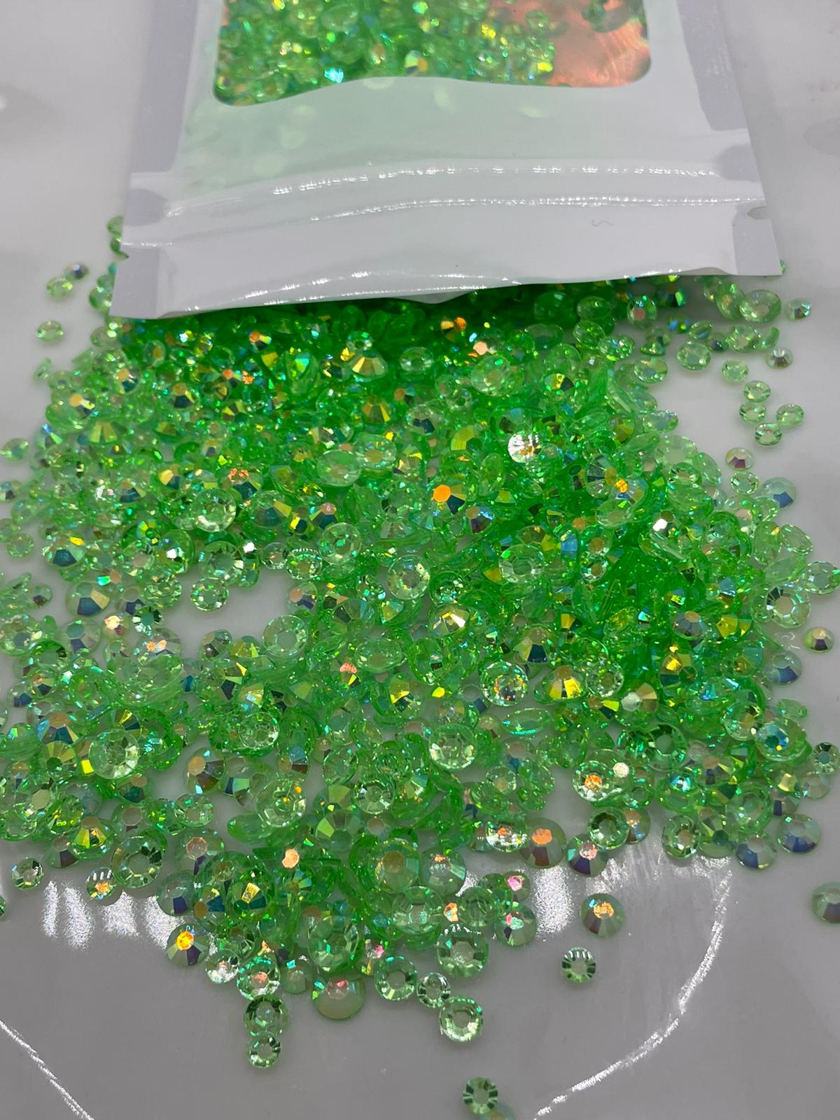 Green Transparent Rhinestones (30 Gram Mix Size)